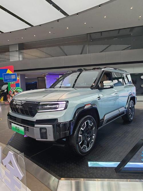 惠州27比亚迪方程豹硬派越野的爆款，英菲尼迪35周年与你共成长